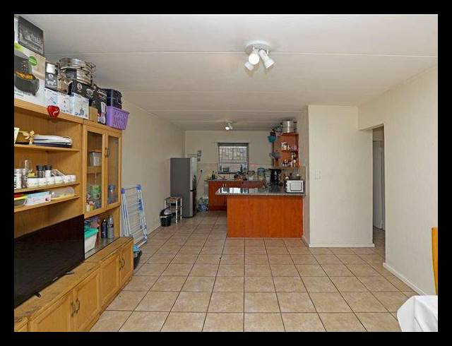 2 BEDROOM APARTMENT FOR SALE IN VORNA VALLEY